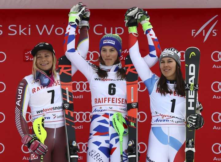 Famózna Vlhová zvíťazila v Lenzerheide. Návrat Velez-Zuzulovej